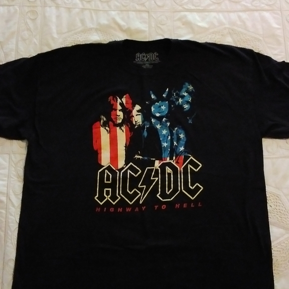 NWT AC/DC Highway to Hell XXL Black Tshirt 2016 - Picture 2 of 3
